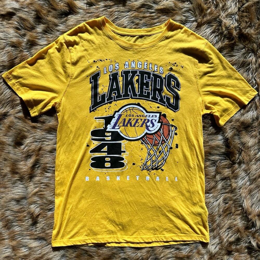 NBA Lakers Graphic T-Shirt